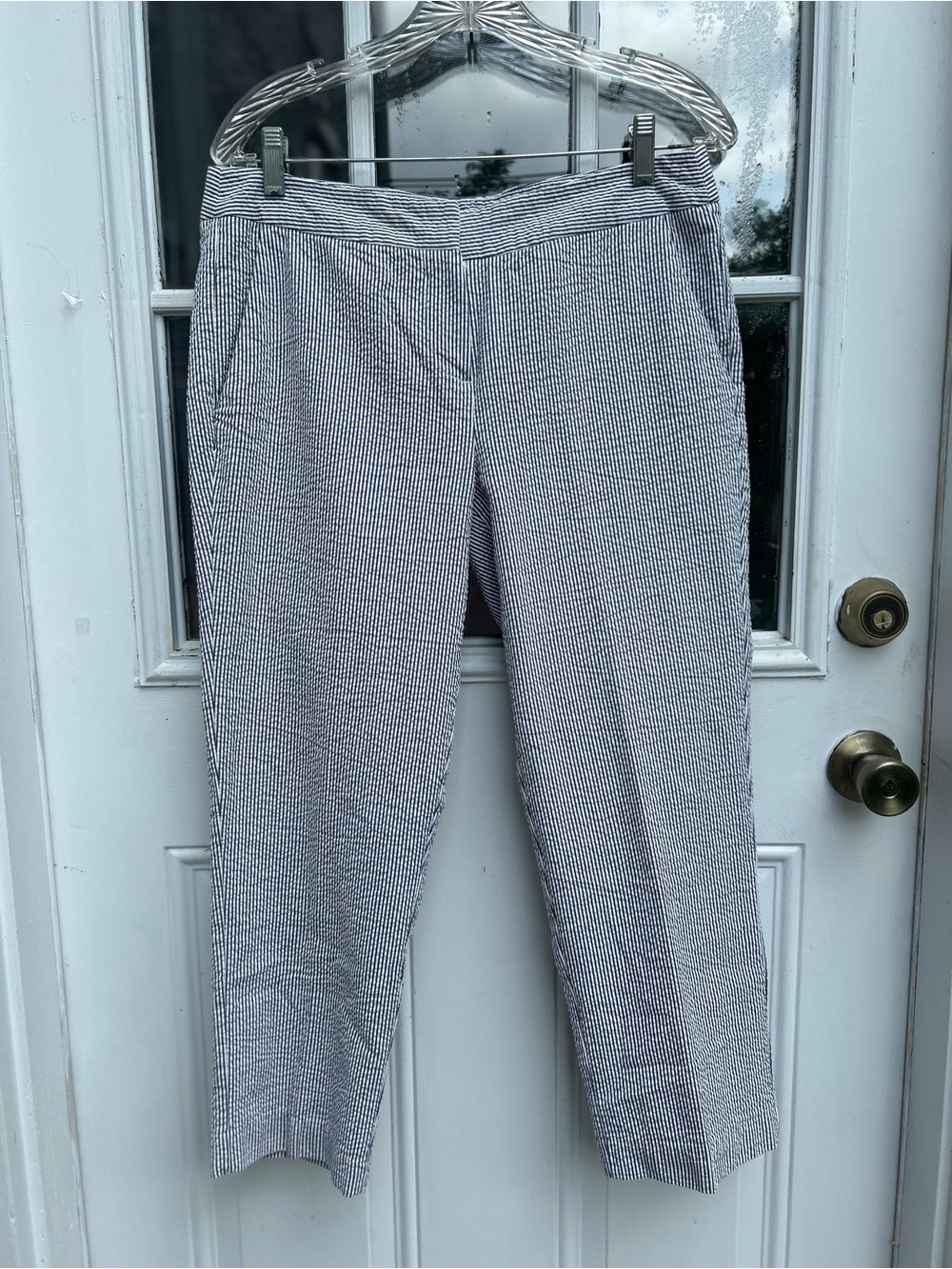British Khaki Sz 8 Seersucker Crop Pants Preppy Coastal Summer Nautical Chic